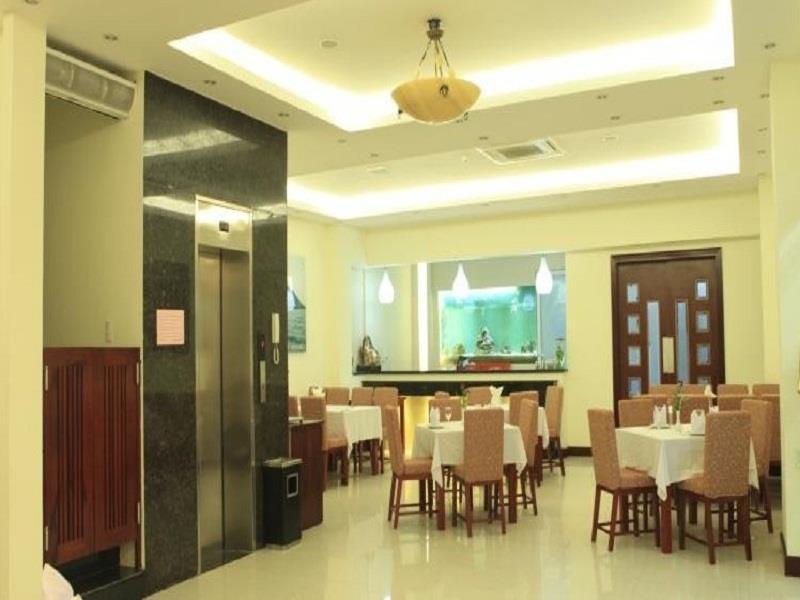 Luxe Hotel Dong Hoi Exterior photo